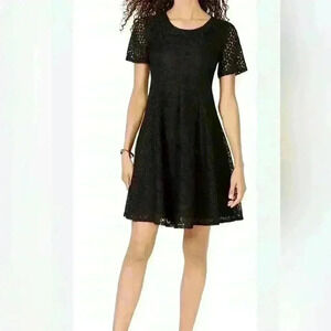 NWT NY Collection sz PL Black A-line dress with short sleeves and V-neckline